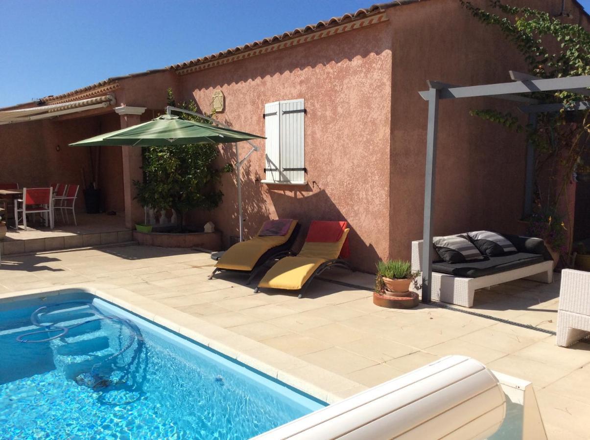 La Milhaud Villa ภายนอก รูปภาพ